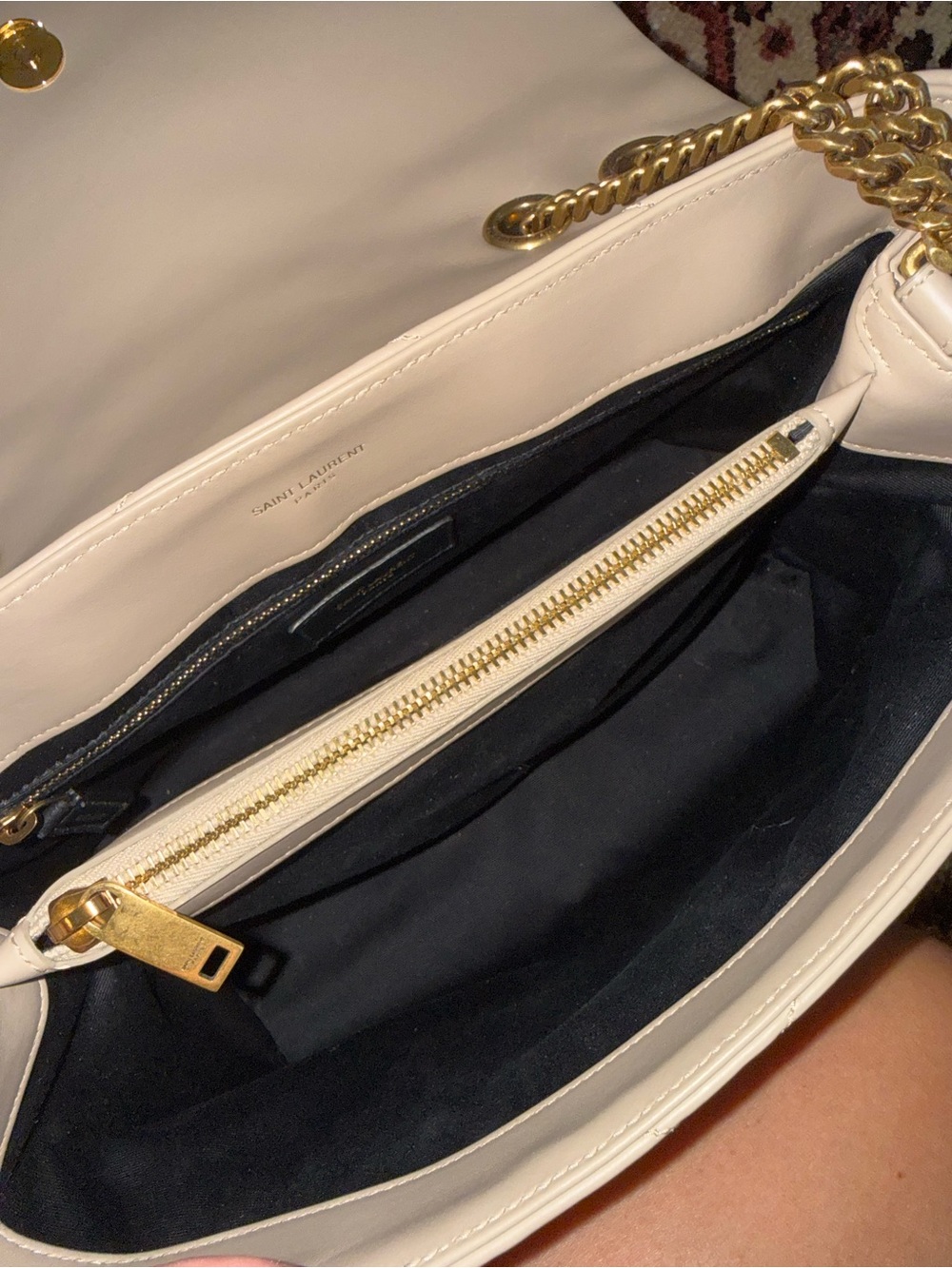 Yves Saint Laurent Cream Quilted Chevron Shoulder Bag with Gold Chain - Picture 3 of 4